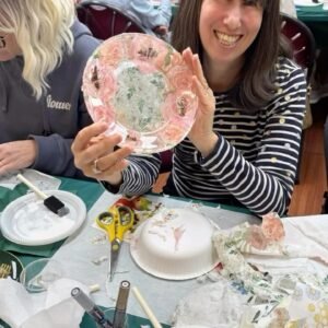 Artzi Events – Such a beautiful night decoupaging Rosh Hashanah dishes together at Chabad of Teaneck. Not